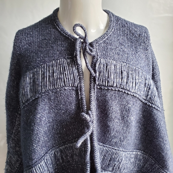 Handmade Cape Poncho with Fringe Wool? Soft Warm Size XL XXL - Picture 2 of 5